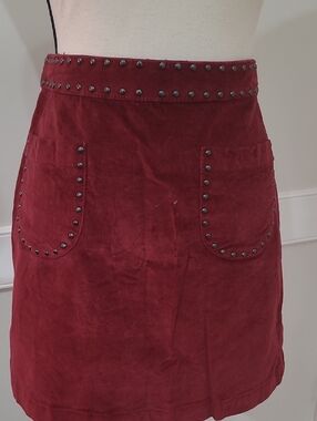 Mossimo Supply Co Studded Velvet Pocket Size 4 Mini Skirt - Wine
